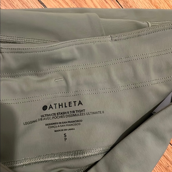 Athleta Women's Sage Green Stash Packets Leggings - Picture 6 of 6